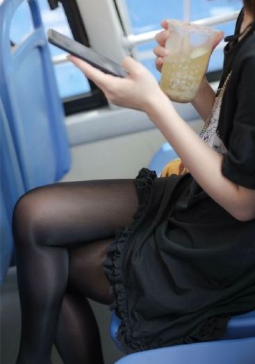 女侠当众被迫高潮h高_DVD电影免费在线