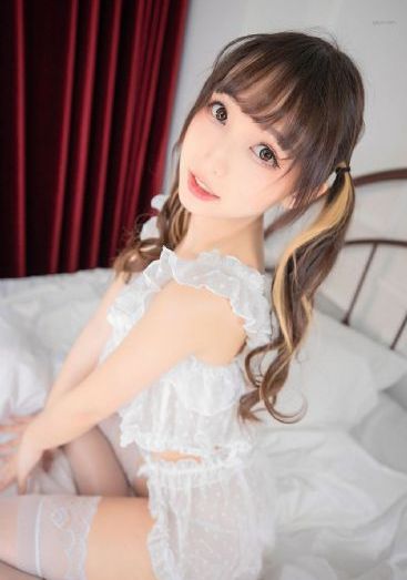 草莓直播免费观看高清在线观看_1080在线手机播放