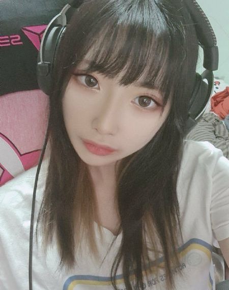 鬼打鬼之黄金道士免费观看完整版_超清高清视频播放