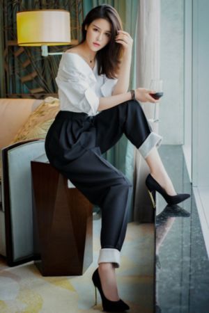 亚洲精品成αv人在线观看_免费高清在线观看