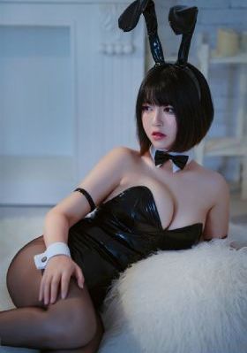 中文字幕制服狠久久日韩二区_HD在线观看电视